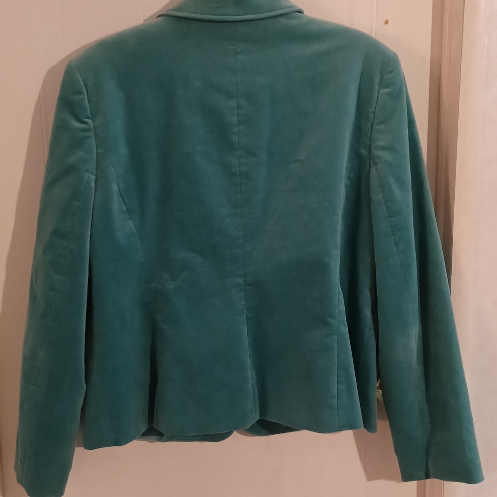 Blazer - Picture 2 of 3
